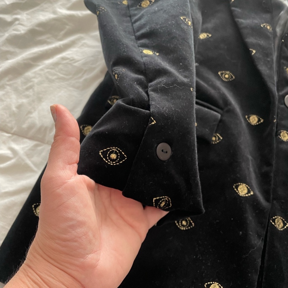 Misa Los Angeles Woman's Black Velvet Blazer With Gold Evil Eye Embrodiery SZ M - Picture 4 of 10